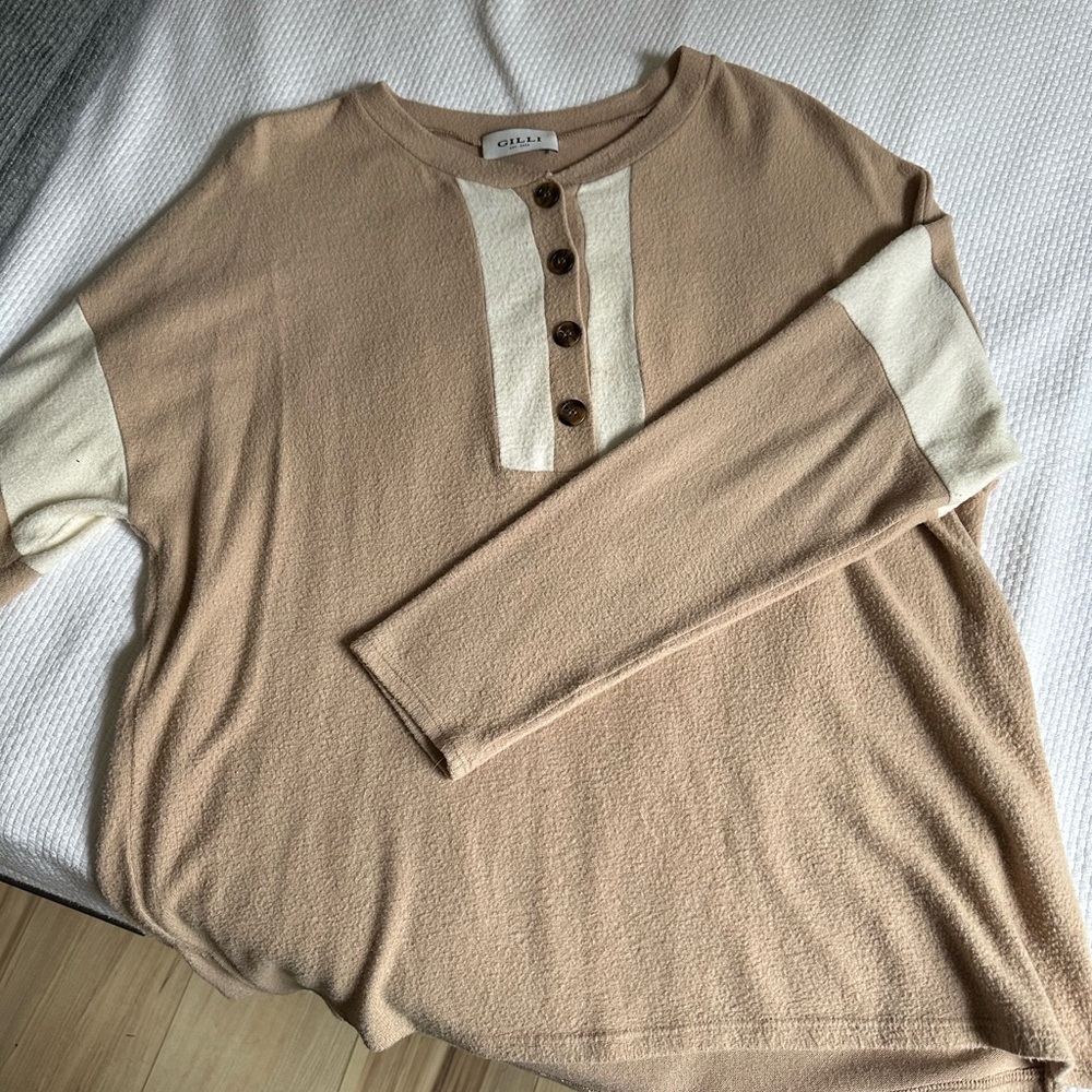 Gilli sweater size M